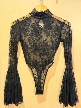 Widow Dolls Kill Black Sheer Lace Bell Sleeve Bodysuit S